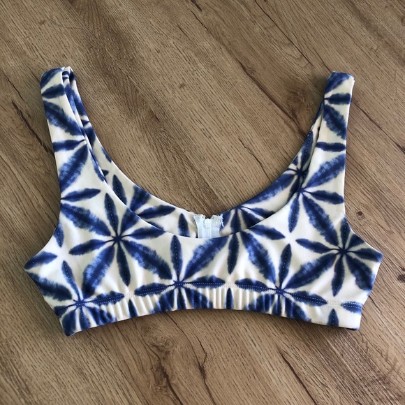 *SOLD* STONE FOX SWIM Zoey Top - Picture 5 of 6